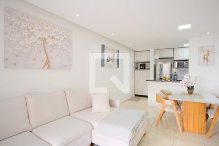 Sala de apartamento à venda com 3 quartos, 67m² em Guaiauna, São Paulo