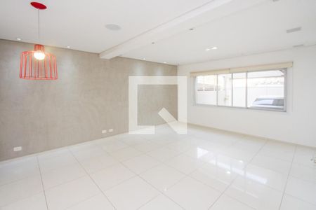 Casa à venda com 3 quartos, 250m² em Campo Belo, São Paulo