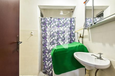 Banheiro de apartamento à venda com 1 quarto, 27m² em Liberdade, São Paulo