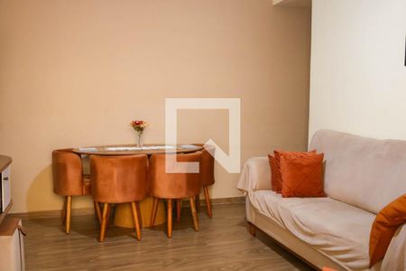 Sala de casa de condomínio para alugar com 2 quartos, 61m² em Quintino Bocaiúva, Rio de Janeiro