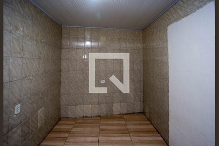 Quarto de casa para alugar com 1 quarto, 30m² em Taboão, Diadema