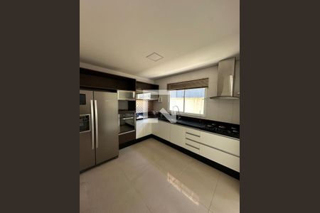 Cozinha de casa para alugar com 3 quartos, 290m² em Residencial San Diego (Paysage Serein), Cotia