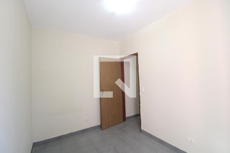 Quarto 2 de casa para alugar com 3 quartos, 100m² em Parque Guarapiranga, São Paulo