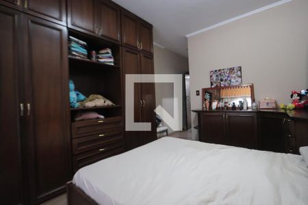 Suíte de casa à venda com 3 quartos, 125m² em Jardim Iva, São Paulo