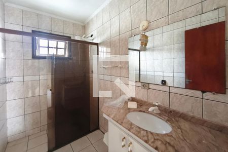 Banheiro Suíte de casa para alugar com 4 quartos, 170m² em Parque Italia, Campinas