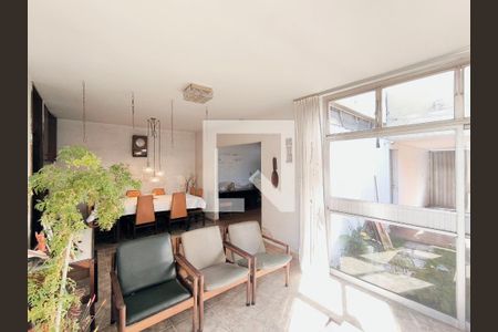 Sala de casa para alugar com 3 quartos, 500m² em Vila Vianelo, Jundiaí
