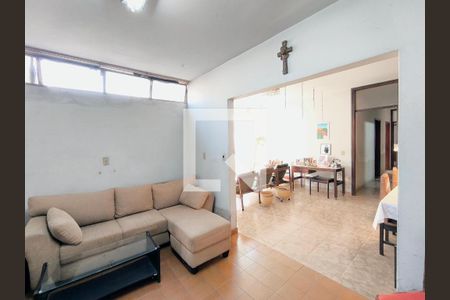 Sala de TV de casa para alugar com 3 quartos, 500m² em Vila Vianelo, Jundiaí