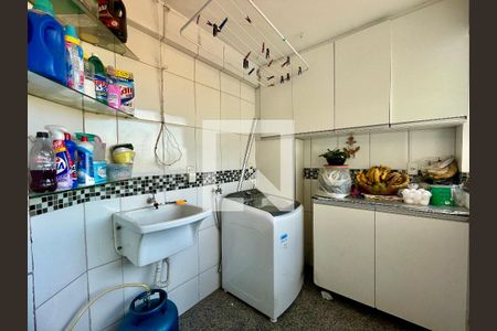 Apartamento à venda com 2 quartos, 158m² em Pirajá, Belo Horizonte