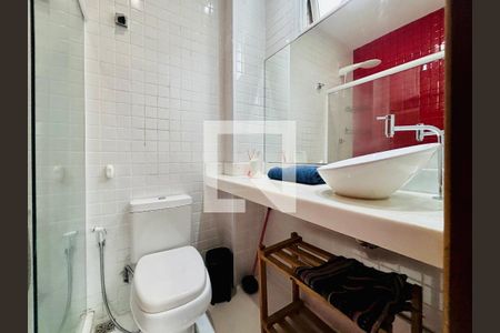 Banheiro da Suíte de apartamento para alugar com 1 quarto, 42m² em Copacabana, Rio de Janeiro
