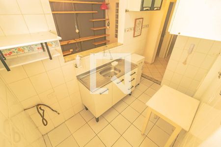 Cozinha de apartamento à venda com 2 quartos, 48m² em Vila Guarani, São Paulo