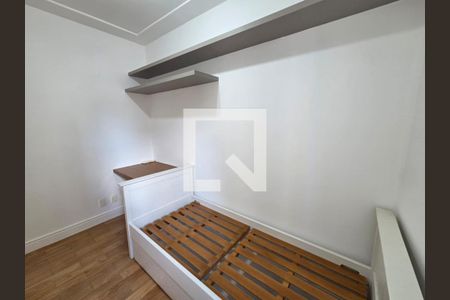 Quarto de apartamento à venda com 2 quartos, 70m² em Itaim Bibi, São Paulo