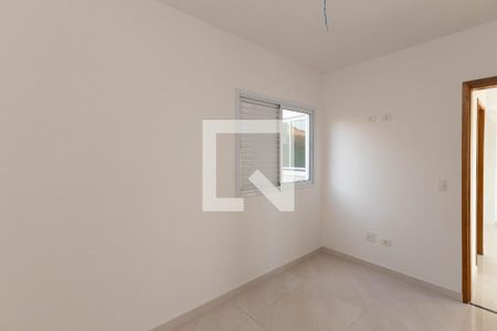 Quarto 1 de apartamento para alugar com 2 quartos, 40m² em Vila Paiva, São Paulo