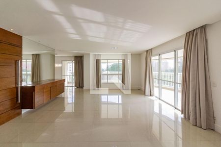 Apartamento para alugar com 4 quartos, 242m² em Vila Sofia, São Paulo