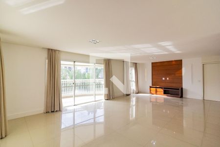 Apartamento para alugar com 4 quartos, 242m² em Vila Sofia, São Paulo