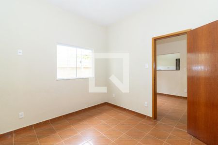 Quarto 1 de casa para alugar com 2 quartos, 70m² em Bangu, Rio de Janeiro