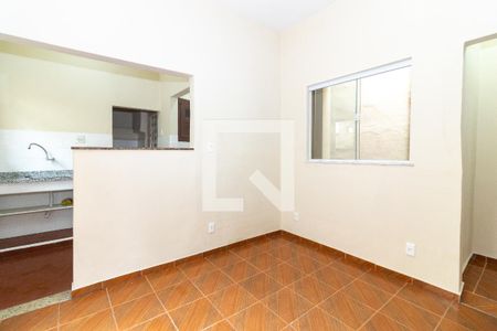 Sala de casa para alugar com 2 quartos, 70m² em Bangu, Rio de Janeiro