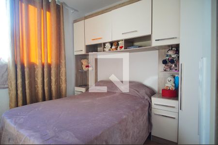 Quarto 1 de apartamento à venda com 2 quartos, 45m² em Feitoria, São Leopoldo
