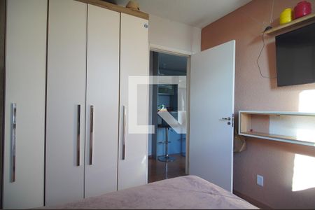Quarto 1 de apartamento à venda com 2 quartos, 45m² em Feitoria, São Leopoldo