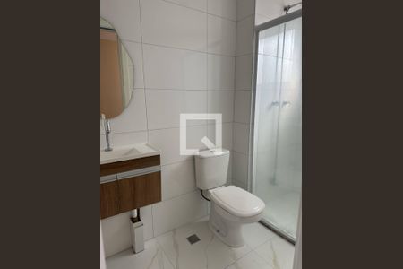 Banheiro - suite de kitnet/studio para alugar com 3 quartos, 66m² em Centro, Barueri