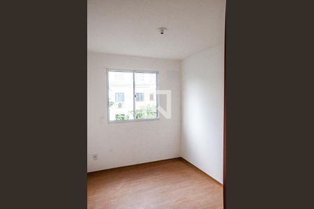Apartamento à venda com 2 quartos, 43m² em Inhoaíba, Rio de Janeiro