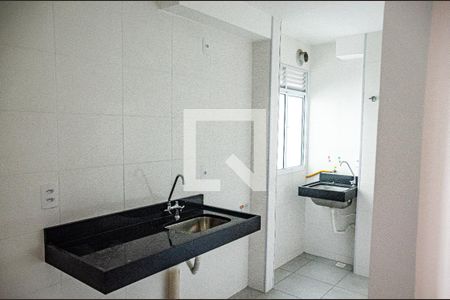 Apartamento à venda com 2 quartos, 43m² em Inhoaíba, Rio de Janeiro