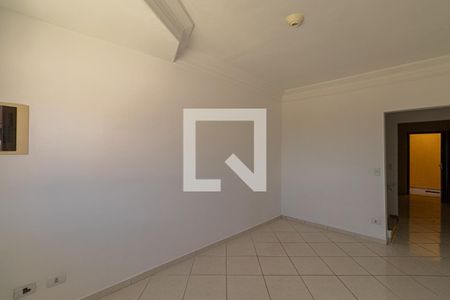Sala de casa de condomínio para alugar com 2 quartos, 110m² em Vila Londrina, São Paulo