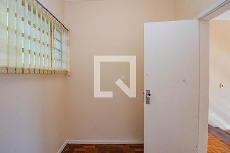 Escritório de casa para alugar com 3 quartos, 198m² em Vila Ipiranga, Porto Alegre