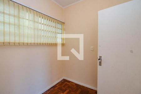 Escritório de casa para alugar com 3 quartos, 198m² em Vila Ipiranga, Porto Alegre