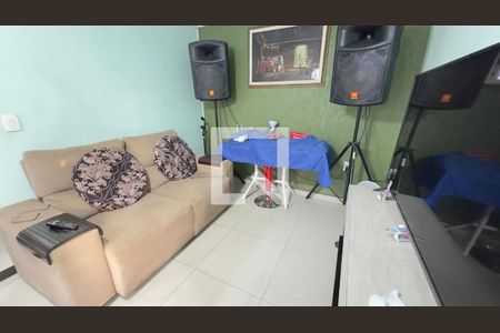 Sala de casa à venda com 3 quartos, 140m² em Vista Alegre, Belo Horizonte