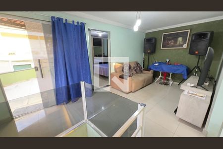Sala de casa à venda com 3 quartos, 140m² em Vista Alegre, Belo Horizonte