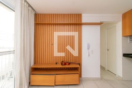 Sala de apartamento para alugar com 2 quartos, 40m² em Vila Ema, São Paulo