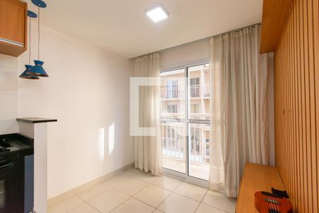 Sala de apartamento para alugar com 2 quartos, 40m² em Vila Ema, São Paulo
