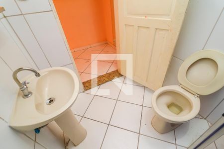 Banheiro de casa para alugar com 1 quarto, 72m² em Jardim Santa Maria, São Paulo