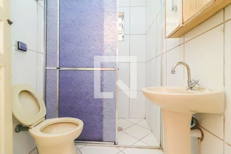 Banheiro de casa para alugar com 1 quarto, 72m² em Jardim Santa Maria, São Paulo