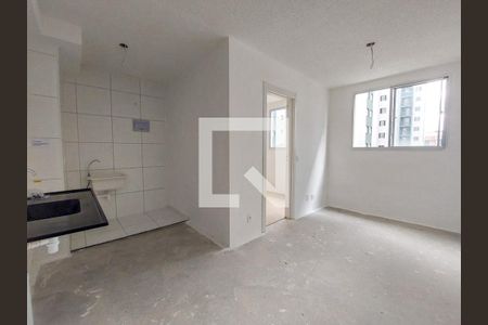 Sala/Cozinha de apartamento para alugar com 2 quartos, 34m² em Jardim São Luís, São Paulo