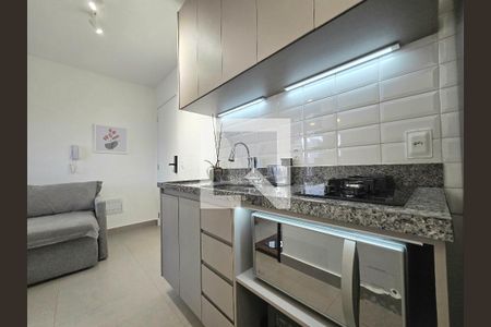 Cozinha de apartamento para alugar com 2 quartos, 40m² em Vila Olímpia, São Paulo