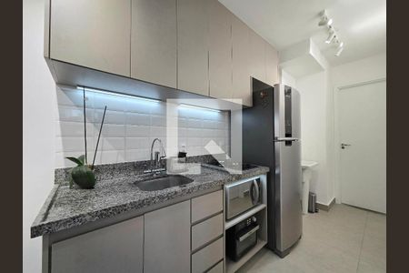 Cozinha de apartamento para alugar com 2 quartos, 40m² em Vila Olímpia, São Paulo