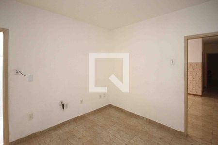 Casa para alugar com 2 quartos, 125m² em Parque Sao Rafael, São Paulo