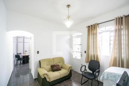 Sala de casa para alugar com 3 quartos, 225m² em Cidade Mãe do Céu, São Paulo