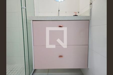 Banheiro da Suíte de apartamento para alugar com 3 quartos, 75m² em Picanço, Guarulhos