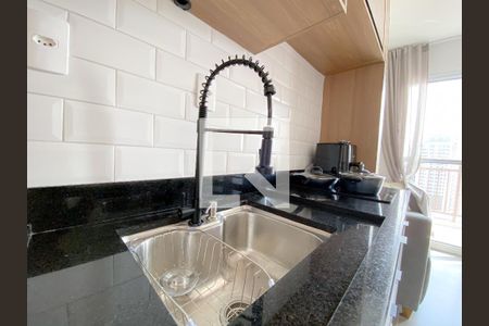 Sala/cozinha de apartamento para alugar com 1 quarto, 28m² em Perdizes, São Paulo