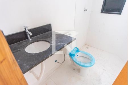 Banheiro  de apartamento à venda com 2 quartos, 48m² em Vila América, Santo André
