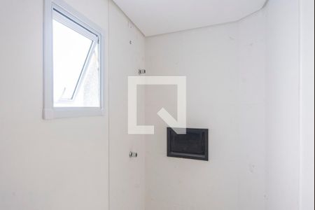 Banheiro  de apartamento à venda com 2 quartos, 48m² em Vila América, Santo André