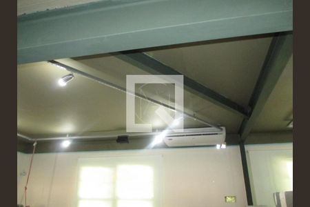 Casa à venda com 1 quarto, 235m² em Cambuí, Campinas