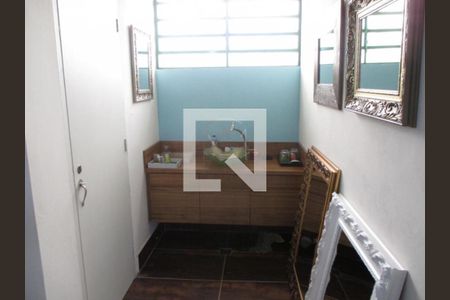 Casa à venda com 1 quarto, 235m² em Cambuí, Campinas