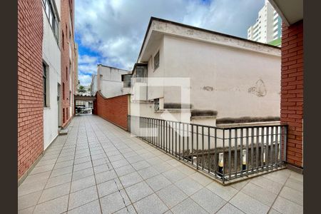 Apartamento à venda com 3 quartos, 110m² em Carmo, Belo Horizonte