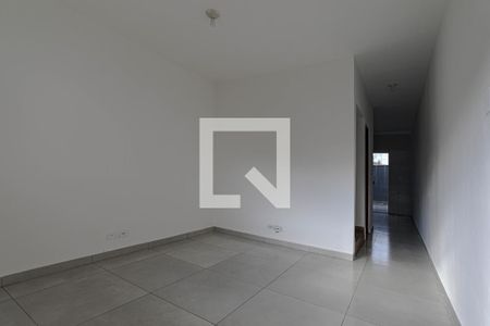 Sala de casa para alugar com 2 quartos, 80m² em Jardim Nathalie, Mogi das Cruzes