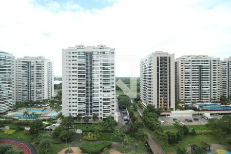 Quarto 1 - Vista de apartamento para alugar com 2 quartos, 80m² em Barra Olímpica, Rio de Janeiro
