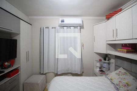 Suíte 1 de casa à venda com 3 quartos, 170m² em Jardim Itu, Porto Alegre