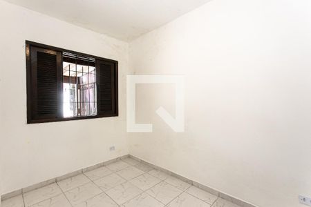 Quarto 2 de casa para alugar com 2 quartos, 110m² em Vila Antonina, São Paulo